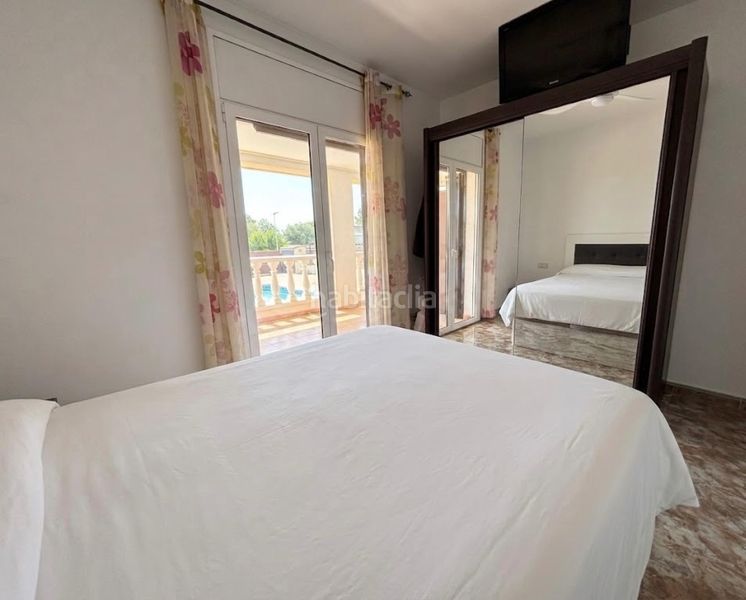 Foto f35be6d7-ff27-42a9-9e32-0b65b7ea5c19. Casa amb calefacció aparcament piscina a Cunit residencial Cunit