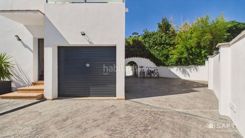Foto cf31942b-736c-43b0-9998-f2cd0050392d. Casa amb calefacció aparcament piscina a Montgrí Empuriabrava