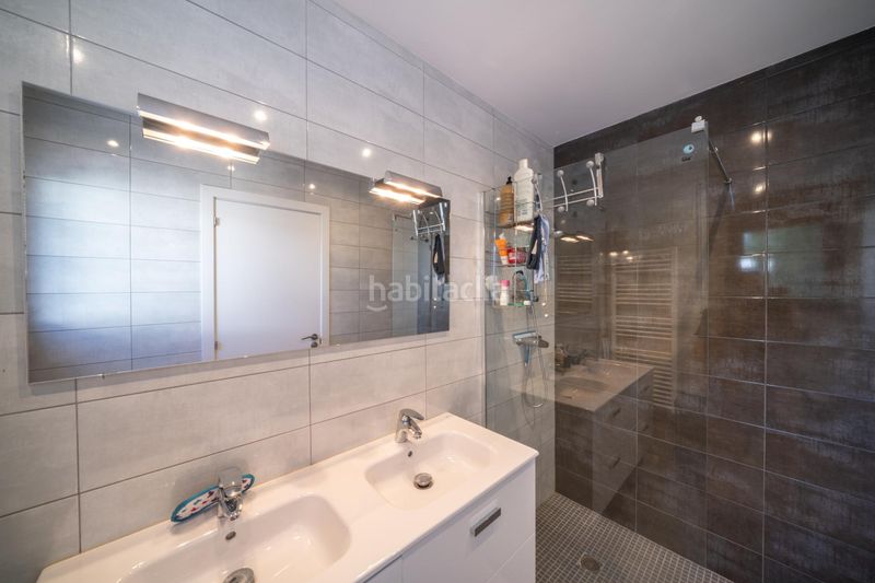 Foto f18abca3-4058-4c7d-acd8-7f80e1a1e7b8. Casa amb calefacció aparcament piscina a Montgrí Empuriabrava