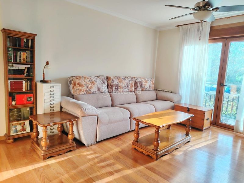 Foto 2ba28875-d106-42ac-b7f9-c620ec3d47a5. Apartament amb calefacció aparcament piscina a Nigrán centro Nigrán