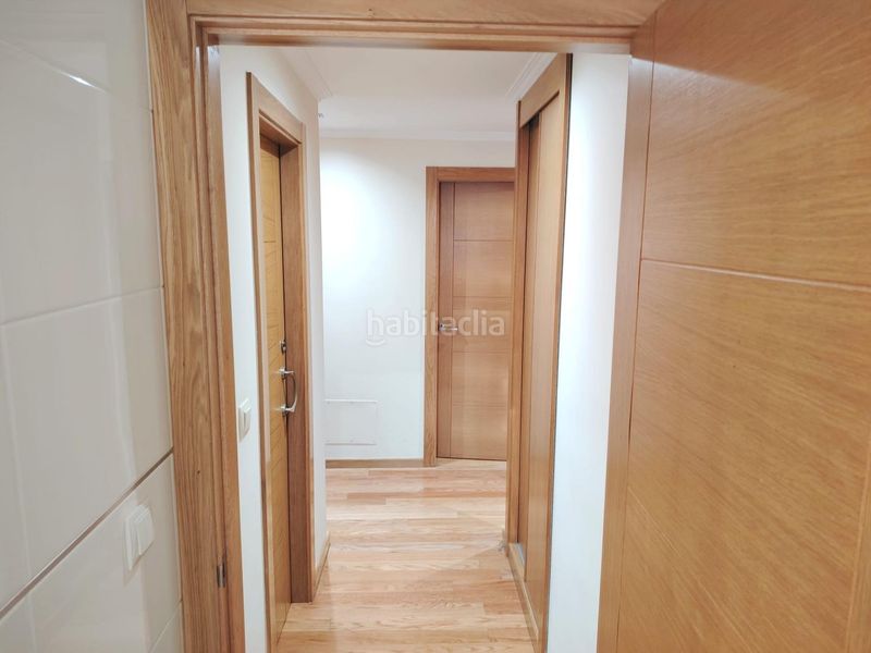 Foto 69c2327d-bfa1-4a24-84e3-8fc8373d543a. Apartament amb calefacció aparcament piscina a Nigrán centro Nigrán
