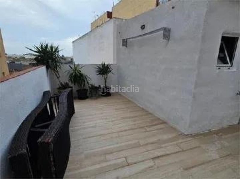 Foto 042b2ade-663c-4856-8486-f5c2d000d226. Casa amb calefacció a Casco Urbano Vinaròs