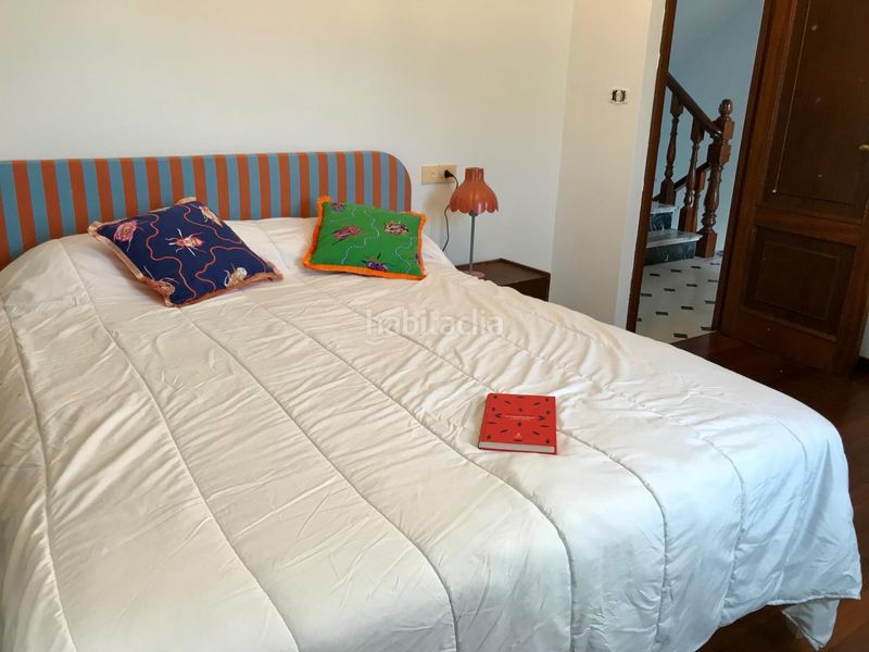 Foto 9f6822c8-1662-4a51-9dd4-4b2e233a509a. Casa amb aparcament a Noia