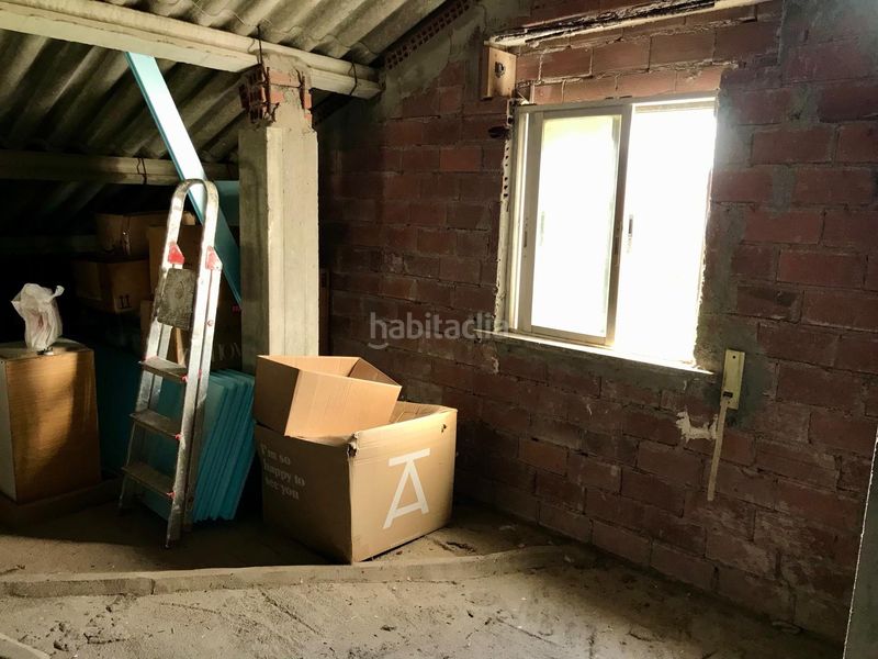Foto ef236487-d8e2-4e28-a430-062696f64ec2. Casa amb aparcament a Noia