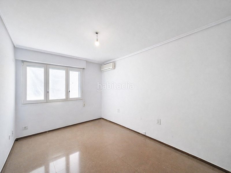 Foto 0f5502f3-3004-4999-ba52-7eeb75af48df. Piso en Centro Ontinyent