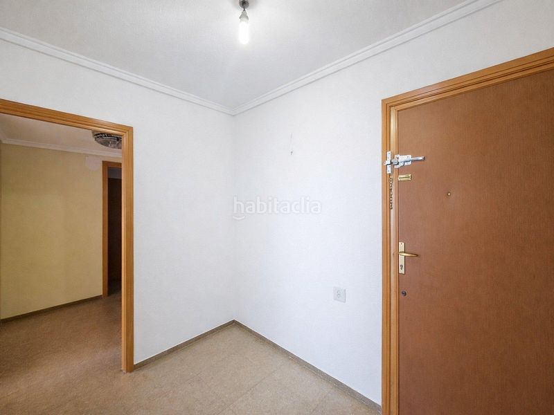 Foto 6f66d2db-74d7-4bd0-9cf2-46694bfd9994. Piso en Centro Ontinyent