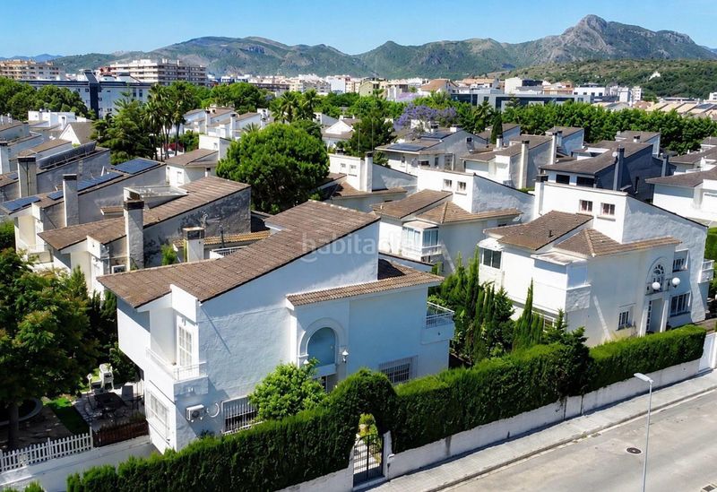 Foto 3f06a363-bb73-4161-8374-2648dd8fe4d1. Casa amb aparcament piscina a Park Nord - Casona Gandia