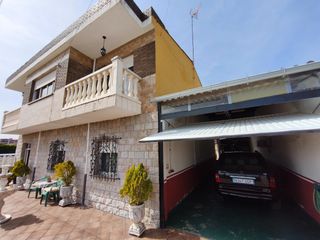 House in Trobajo del camino