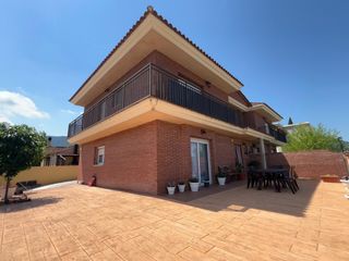Casa bifamiliare in Ulldemolins