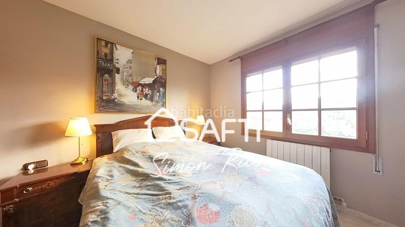 Foto cde8e135-8fa5-47fc-9c72-101b3820c457. Casa amb aparcament piscina a Cervelló