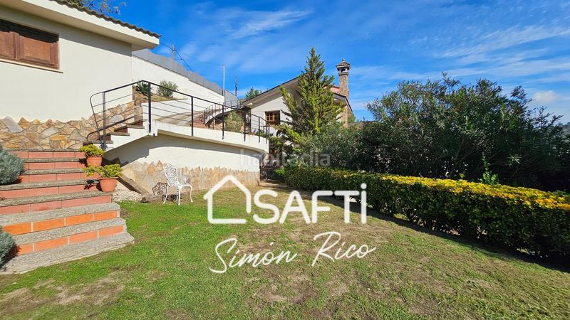 Foto ef4f6470-9db7-4eee-ac51-d38326240d8e. Casa amb aparcament piscina a Cervelló