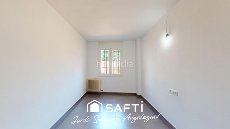 Foto 34de71c4-49a8-4b38-99aa-ce107aed8e91. Pis amb calefacció a Eixample Sud-Migdia Girona