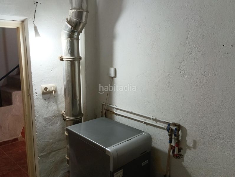 Foto 6352f637-f55e-46a0-8b47-6e8e0be68ef1. Casa amb calefacció a Migueláñez