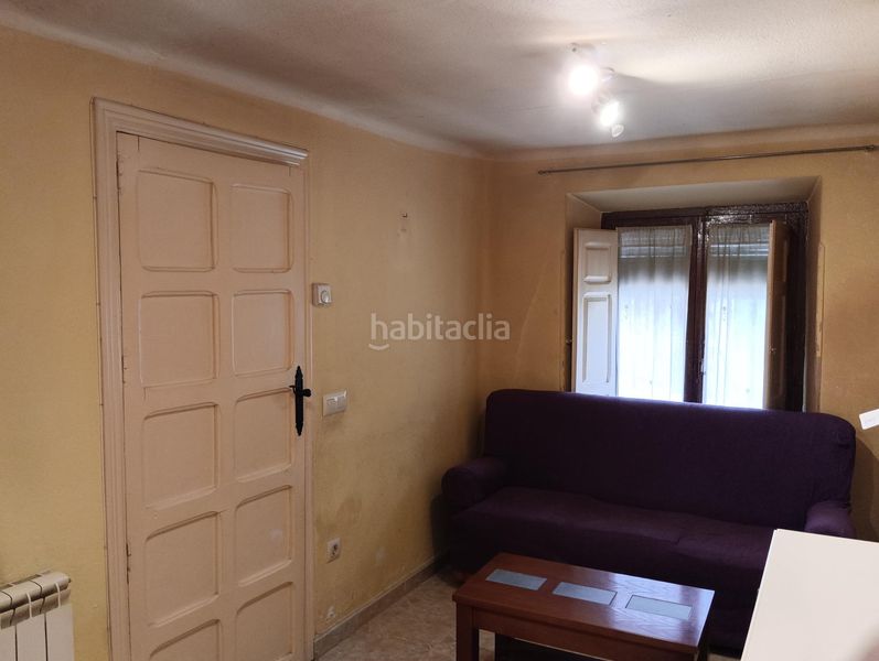 Foto 6e6bb0f8-67a6-4826-84c8-0c6e6844693b. Casa amb calefacció a Migueláñez