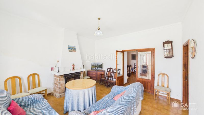 Foto ccd0f5a7-2214-4b40-87fe-30f2bd612e83. Casa aparellada a Capdepera poble Capdepera