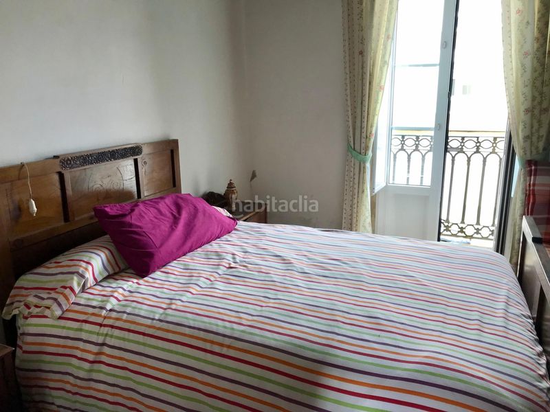 Foto 163e85be-8fee-4c80-9dd6-5e3cb15c7e8e. Casa aparellada amb aparcament a Outes