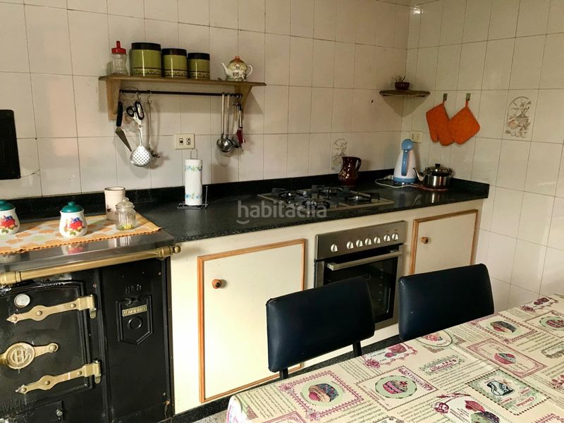 Foto 1c1d0bd5-2abf-4c5c-b2a9-dcf196dbdd84. Casa aparellada amb aparcament a Outes