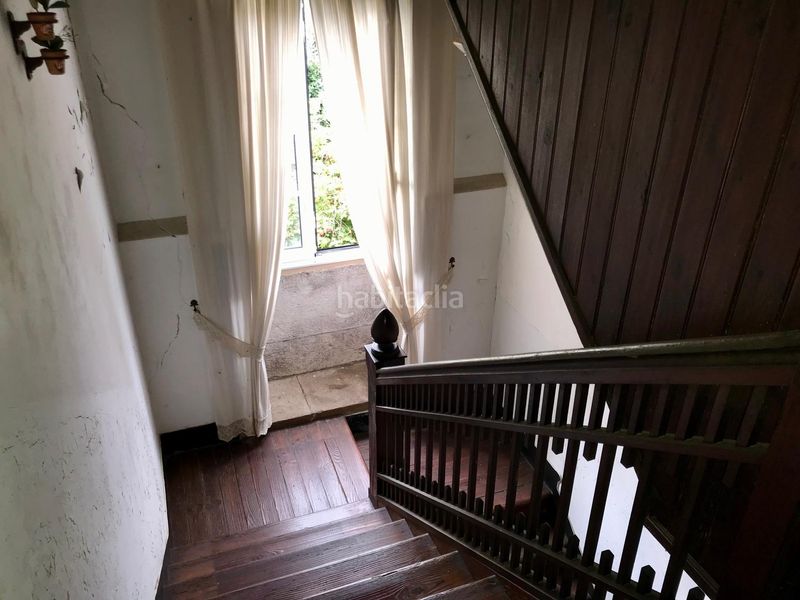 Foto 7818236a-fa09-4c7c-9fc8-cf1b536b2ce9. Casa aparellada amb aparcament a Outes