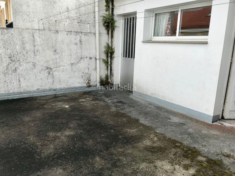 Foto d5b6ce9e-7742-41b1-9cf1-366cc1db57ab. Casa aparellada amb aparcament a Outes