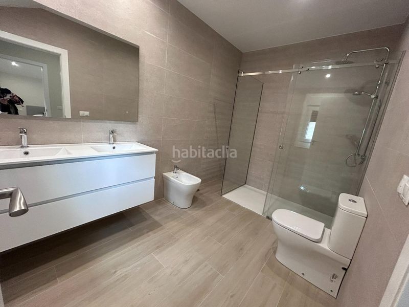 Foto 7212cb96-4d42-41d7-9e45-2a379c9c0eaa. Casa amb calefacció a Meis