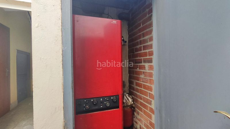 Foto f8868563-d044-41bd-8d92-74ad5db1c01e. Casa amb calefacció aparcament a Armunia León