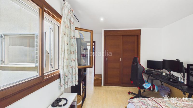 Foto 2e7f47e4-8229-4891-8748-39d6c4ccf49a. Apartament amb aparcament a Muro