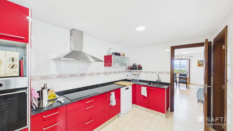 Foto be1e8f3c-ef57-4253-a3e7-1ebae526714c. Apartament amb aparcament a Muro