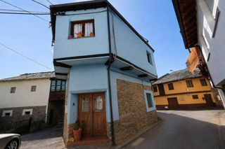 Masía en Villafranca del Bierzo