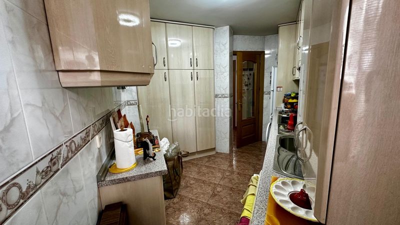 Foto d8c363a2-7528-4f6a-8194-945fb15c09f6. Pis a Villaverde Alto Madrid