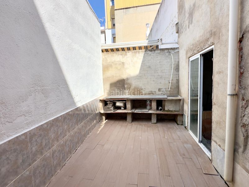 Foto a4cdf605-43b4-438c-a57a-b8ccd3961fb6. Casa aparellada amb aparcament a Casco Urbano Vinaròs