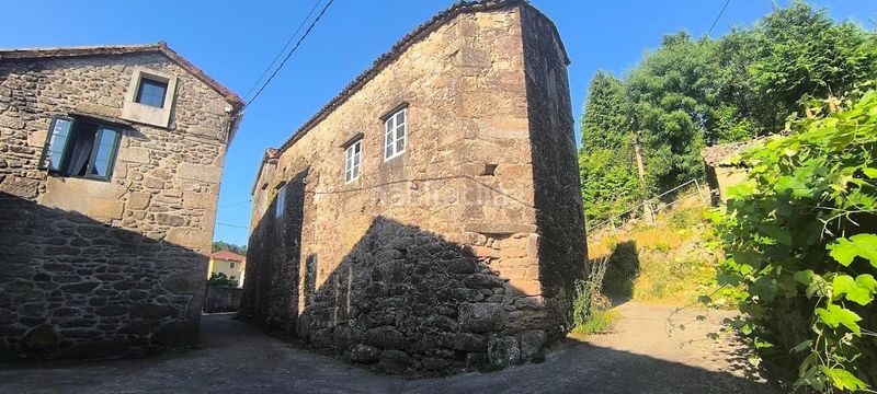 Foto 4790a52c-bf92-4938-985b-6ee83b8927a8. Casa a Negreira
