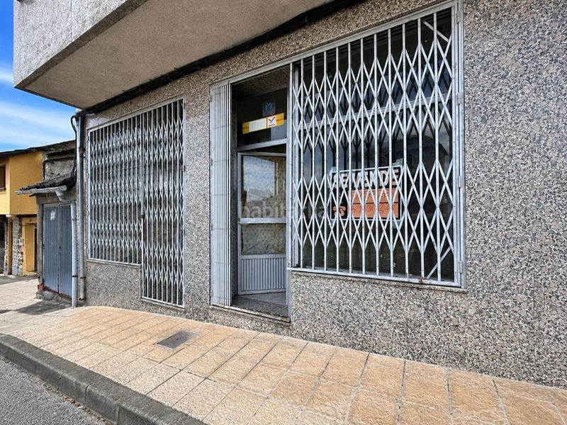 Foto 34fcfa1c-7241-49e1-a468-b6a95ed9be34. Edifici a Toreno