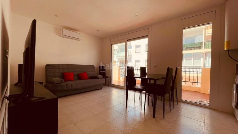Foto 51eaca0d-2f55-4985-bf77-74a991f2787c. Apartament amb aparcament a Santa Margarida Roses
