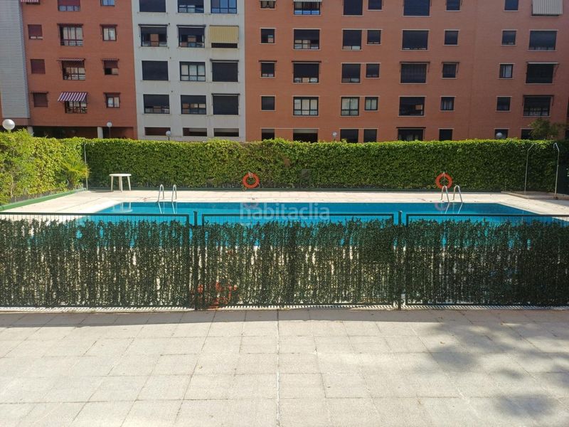 Foto 2f7f7934-8fb0-4d69-ab12-24c7d730f93b. Pis amb calefacció piscina a Pacífico Madrid