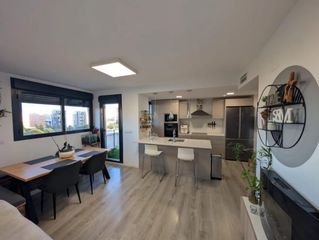 Etagenwohnung in Paus - Polígono San Blas