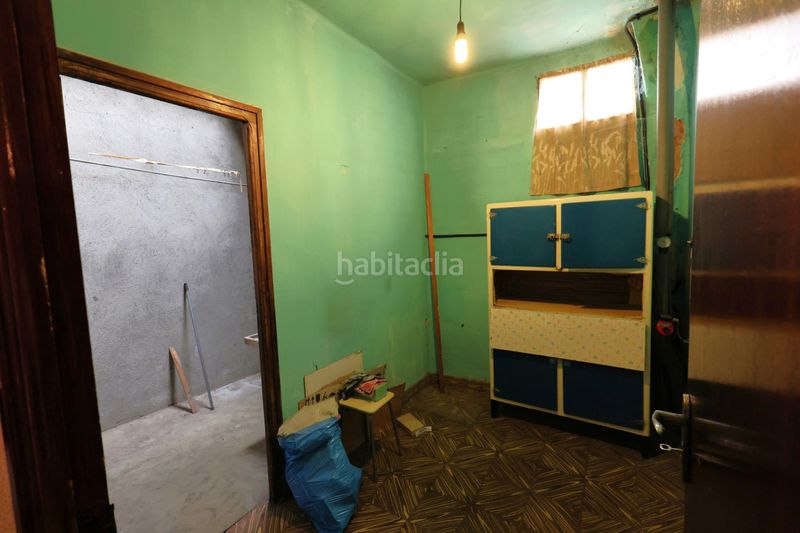 Foto f3682f22-8d2f-4e94-8565-6cd909526db8. Casa amb calefacció aparcament a Villadecanes