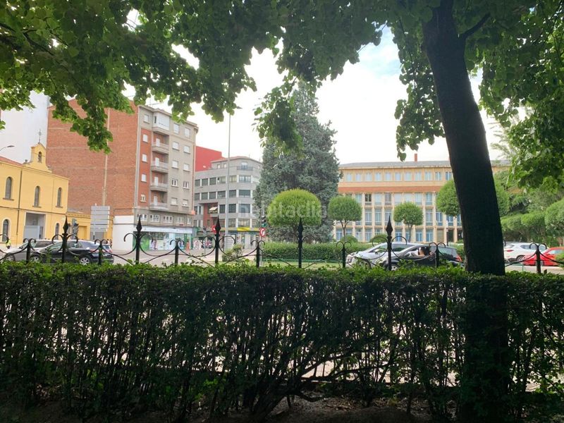 Foto 0468a742-3838-4a50-881c-aeaf6d2ece9c. Estudi amb calefacció a Centro Ciudad León