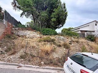 Residential Plot in Mas Mel