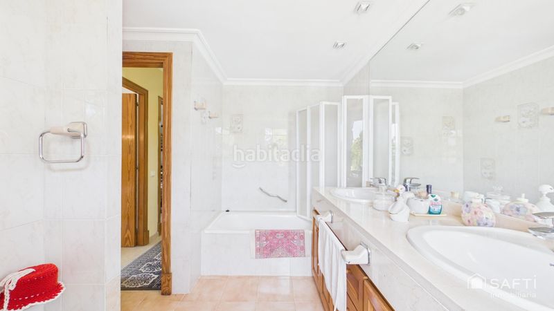 Foto ca10b024-5787-4115-bfad-9ee0fd797c11. Casa adossada amb aparcament piscina a Cas Català-Illetes Calvià