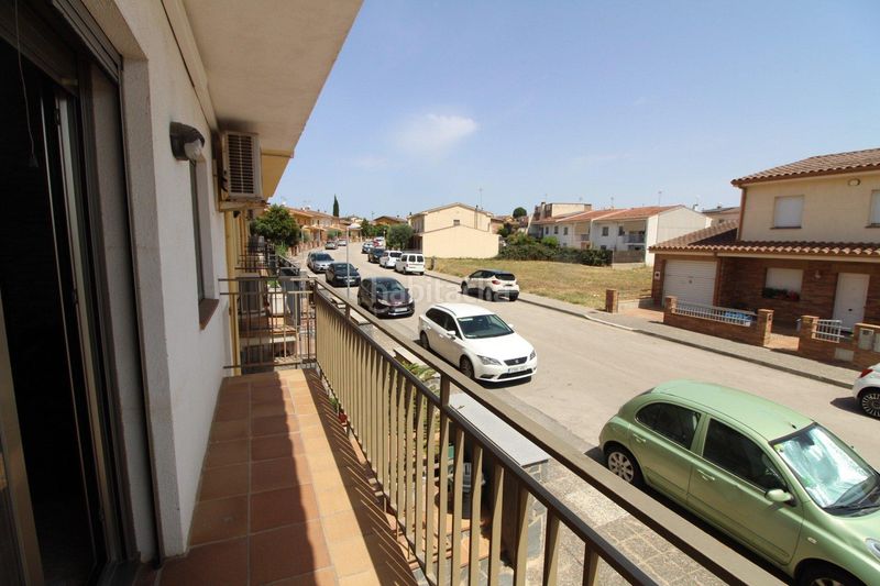 Foto 85d82c6e-8008-45bb-a509-ca976319d1ca. Casa adossada amb calefacció aparcament a Sils