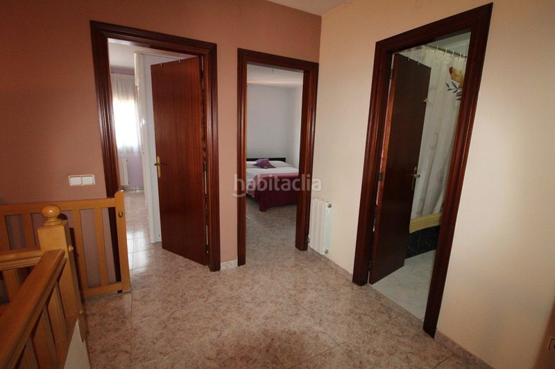 Foto b8f3fa68-2374-4438-863d-6ee2844cf533. Casa adossada amb calefacció aparcament a Sils