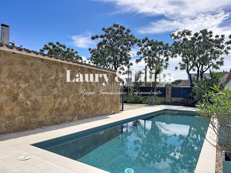 Foto b0f6ce08-78dd-4230-a19f-79c403a2e06e. Casa en Montgrí Empuriabrava