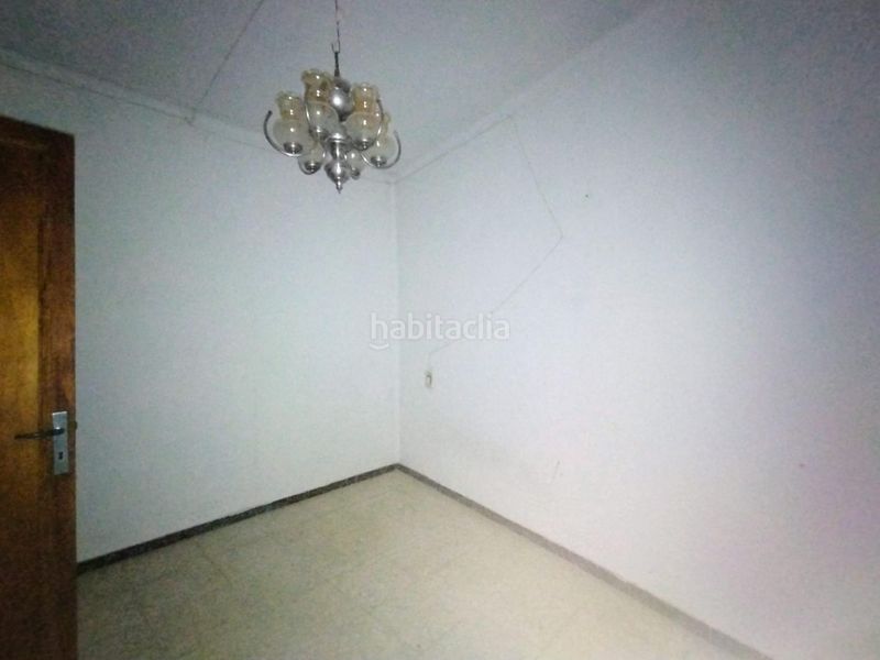 Foto 5cbed985-ae10-4221-988b-8e4f1779c2e0. Casa aparellada amb aparcament a Campo de Criptana