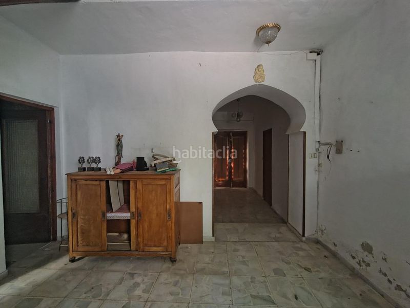 Foto ec6f2cc0-cdae-4f0a-9a9e-dd925fa4df25. Casa aparellada amb aparcament a Campo de Criptana