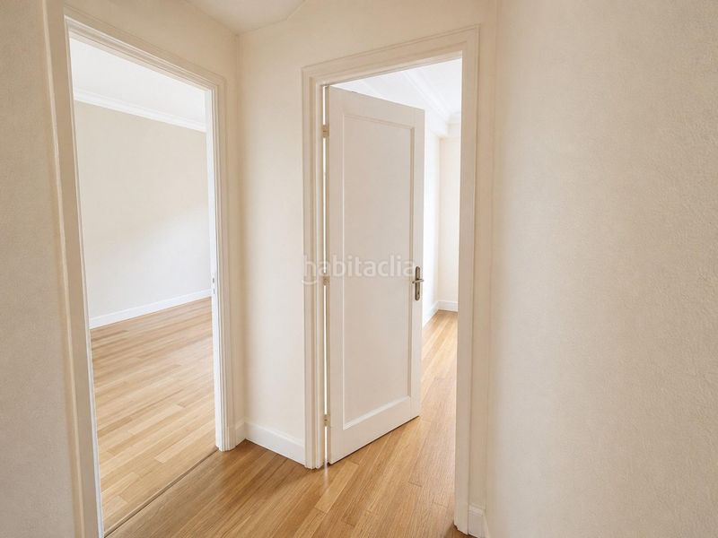 Foto 97821335-108d-4d10-b692-570ae58f7245. Piso en Centro - Ayuntamiento Santander