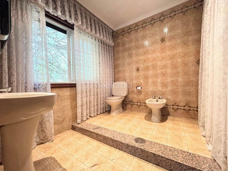 Foto f733ad7c-b551-4a27-88f1-c8ce4b9ff47f. Casa amb calefacció aparcament piscina a Tomiño
