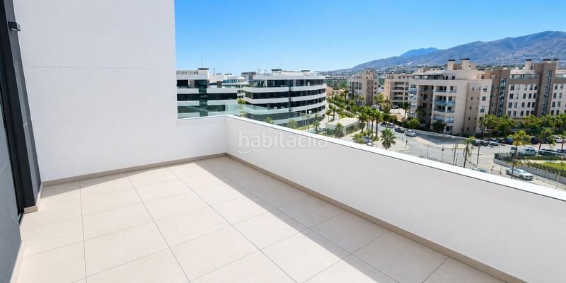 Foto 9ee3eba2-cc25-442c-a870-4d32d41b39f9. Àtic amb calefacció aparcament piscina a Los Álamos Torremolinos