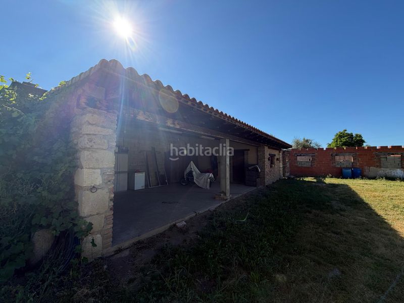 Foto d6fc9d1e-2f98-4f5c-8e46-fc0bf2322153. Residential plot in Mansilla Mayor
