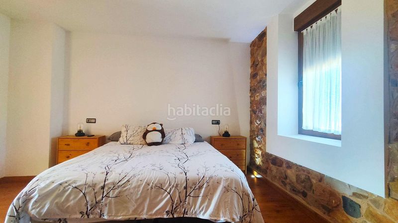 Foto 325b8fe8-b20b-47ee-8a10-a880d1721da7. Casa amb calefacció aparcament a Cuadros