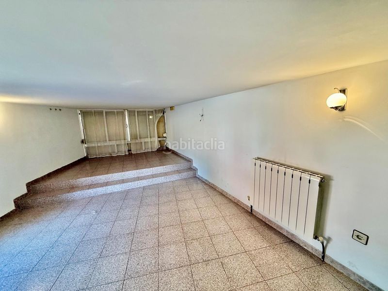 Foto 1330d526-37ce-4806-b6c8-9f3792275d3a. Edificio in Villaquejida